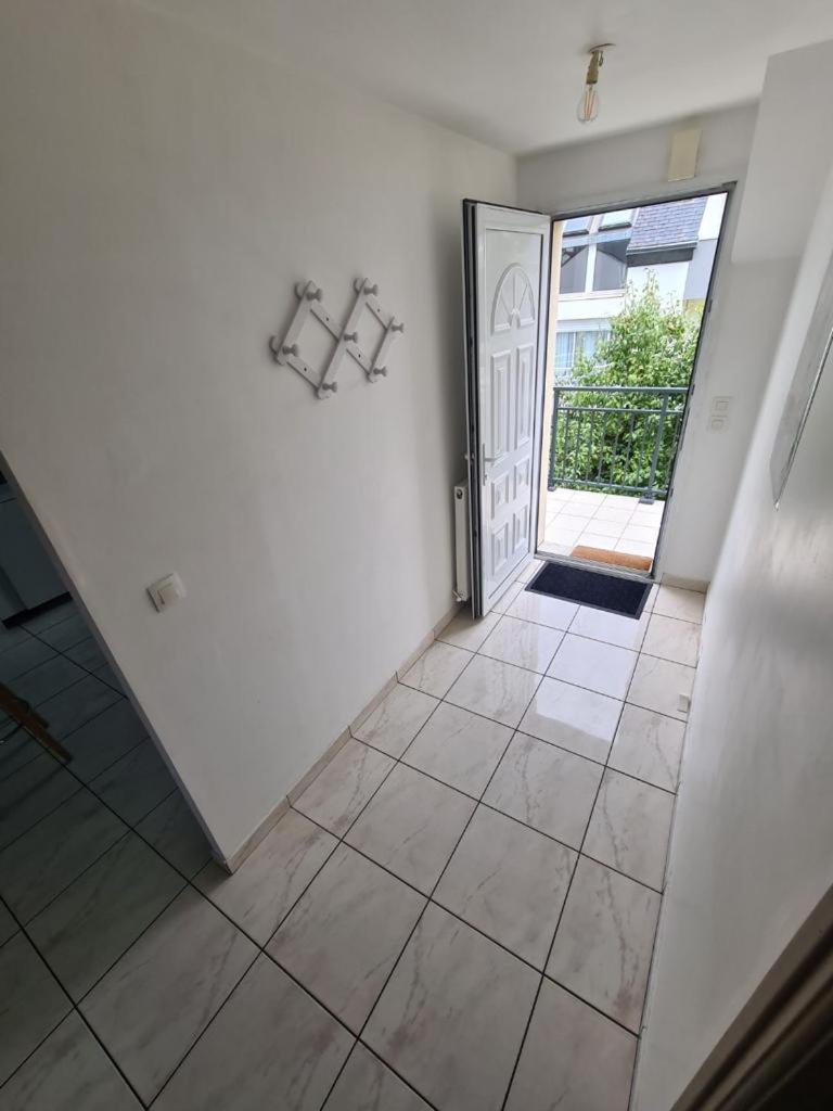 Schumann Balcon Apartment *